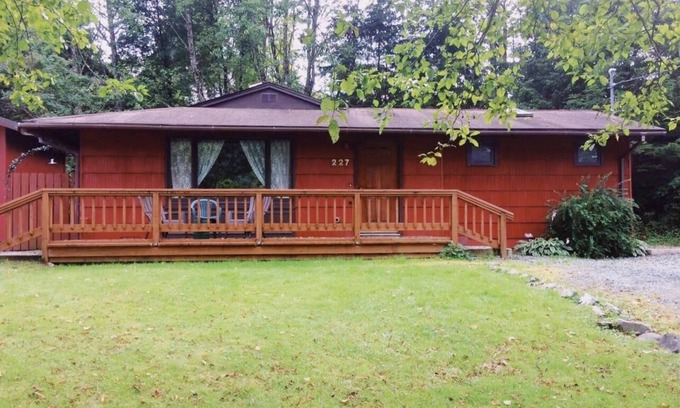 Sitka House | Julieann's in Alaska - Home in the Heart of Sitka