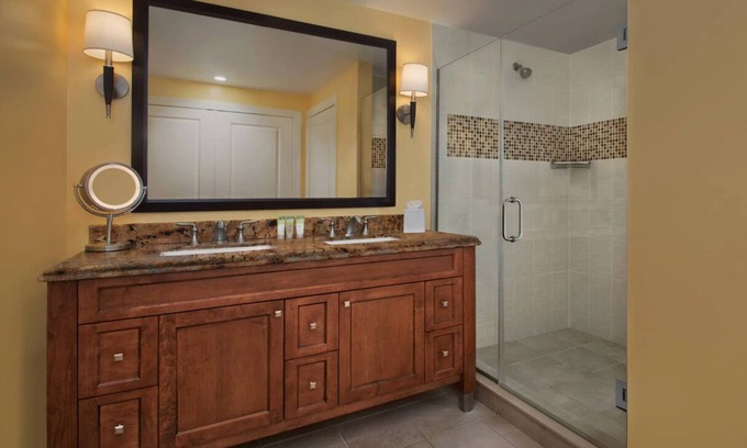 Florida Central Atlantic Coast Resort | July 4 Discount! Beautiful Resort - Convenient location