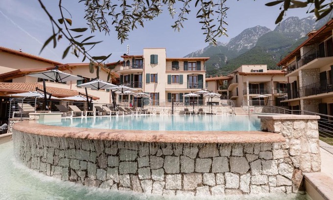 Assenza Apartment | June Stay Lake Garda