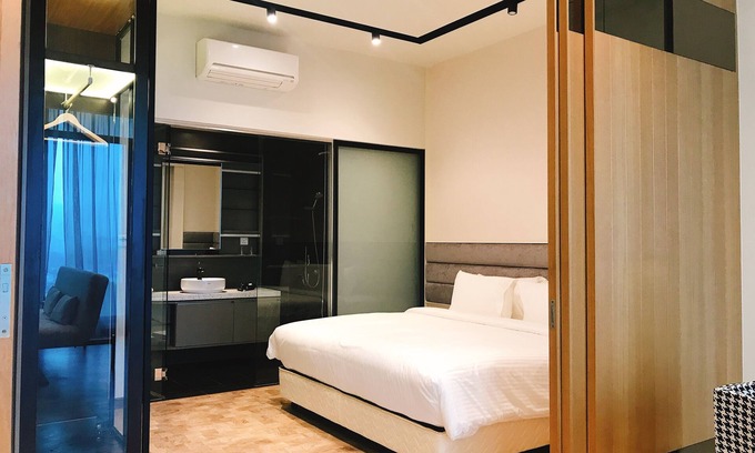 Malaysian Police Training Centre Apartment | Junior Suite #48th# Infinity Pool & Sky Gym KLCC