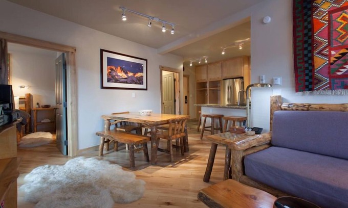 Mammoth Lakes Condo | Juniper Springs Lodge #426 - Luxury Ski in Ski out! 2 Bedroom; (End Unit)