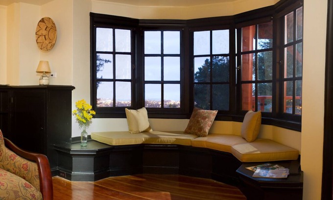 Berkeley Hills Apartment | Just blocks from UC, Simons, MSRI, Haas and Goldman Schools with great Bay views