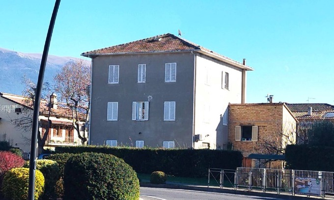 Santa Maria degli Angeli Apartment | Just steps away from the Porziuncola, a cozy home with private parking.