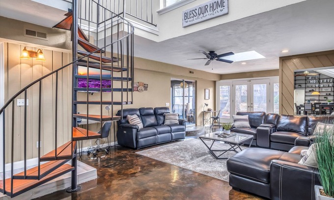 Oklahoma City House | Just Like Home #8-OKC; Swimming, Billiards & Spacious. Close to Lake Hefner, etc