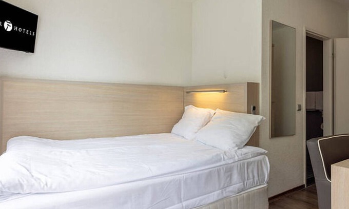 Municipality of Noordwijk Hotel | Just Right for Beach Walks, Bike Tours & Museum Visits! Free Breakfast, Parking!