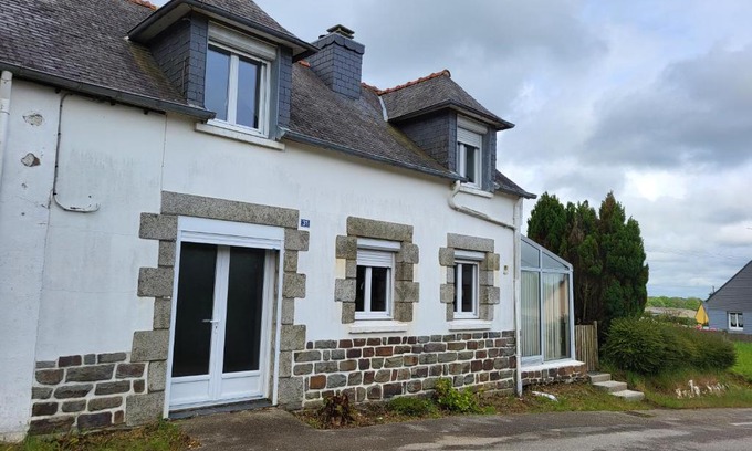 Poullaouen House | justicou