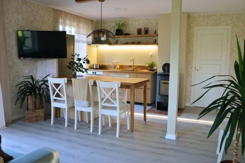 Kardla Apartment | Kärdla Retrovisiit Kirsi