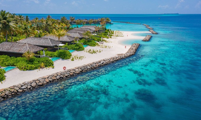 Kagi Island Hotel | Kagi Maldives Resort & Spa