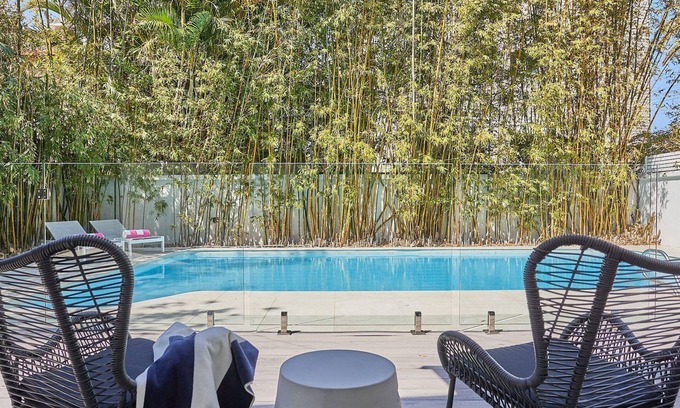 Coolangatta House | Kaiyar Villa - Luxury Beachside House in the Heart of Kirra - Linen Provided - Min. 4 Nights!