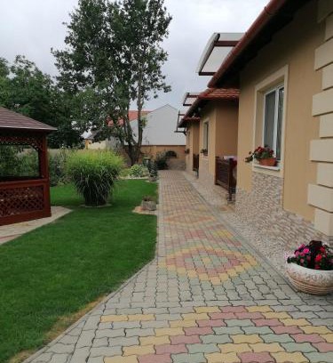 Hajduszoboszlo Apartment | Kaktuszvirág Apartmanház