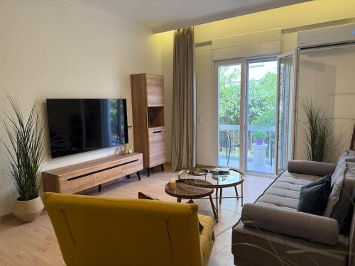 Nea Chora Apartment | Kalliso City Apartment near the beach