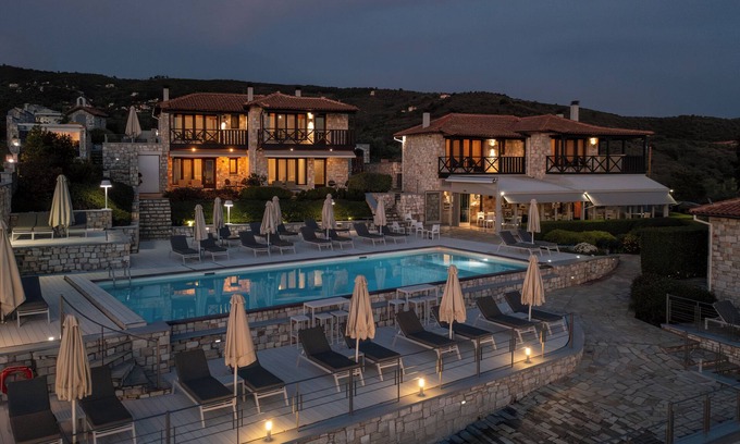 Afissos Hotel | Karavia Lux Inn