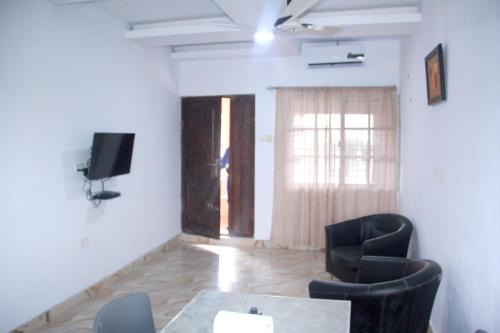 Kumasi Apartment | Karima City - Spacious Comfort Stay