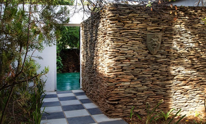 Barrydale Hotel | Karoo Art Hotel