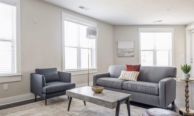 Charlotte Apartment | Kasa | Family-Friendly Spot Near NASCAR Hall of Fame | Dilworth
