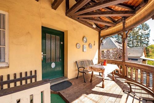 Maring-Noviand Apartment | Kavaliershäuschen - Urlaub auf dem Weingut