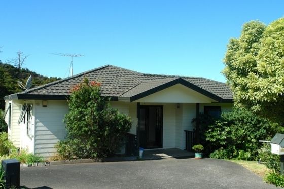 Snells Beach House | Kawau Vista - Snells Beach Holiday Home