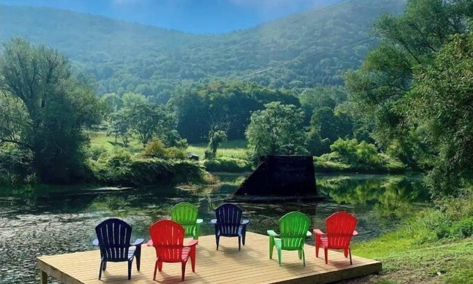 Downsville House | Kayak/Canoe/Fish & Relax right from the backyard of this Riverfront 3 B/R home!