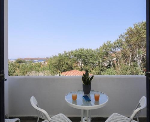 Korissia Apartment | Kea Island II