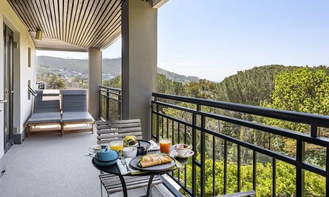 Cape Town City Centre Hotel | Kensington Place Cape Town