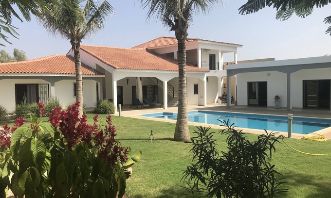 Saly House | Kerloguen luxury villa in ngaparou