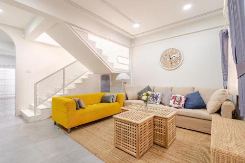 Chang Phueak Villa | Kevin's House at Nimmanhaemin - The Premier Suite 2BDR 2Bath