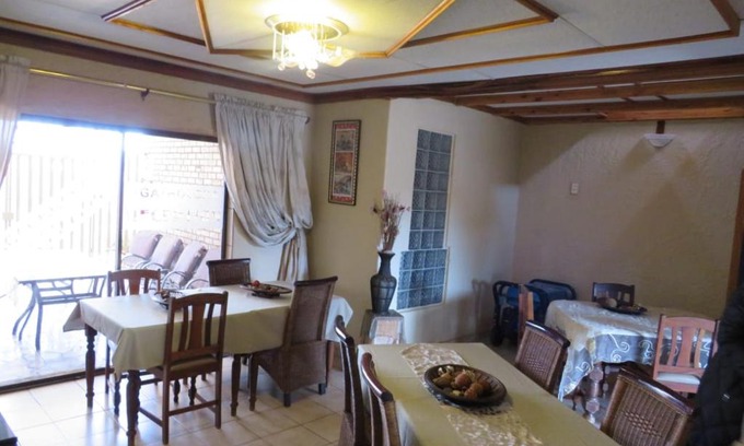 Alabama Bed & Breakfast | Kgatholoha Guest House