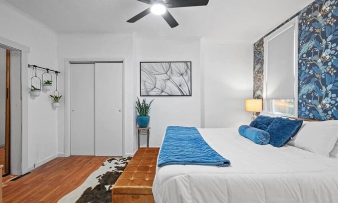 Lawrenceville Apartment | King Bed, Pet Friendly, Retro-Inspired!