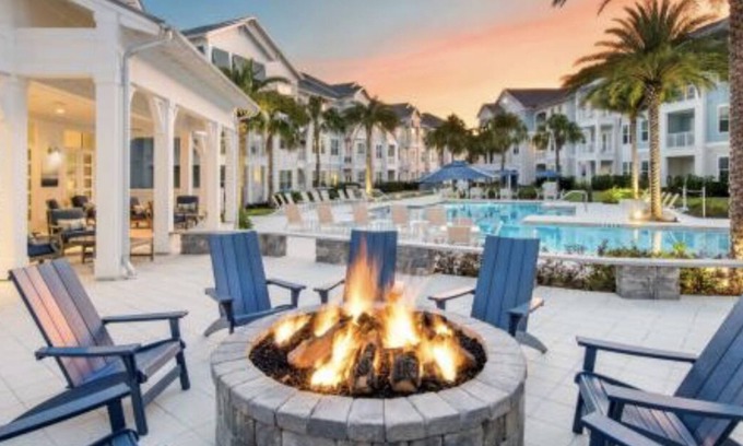 Ponte Vedra Apartment | King Bed Private Balcony W/Pool View/Close to Beach!