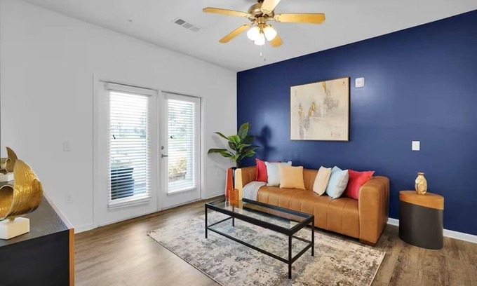 Orange Park Apartment | King Bed Salt Pool Luxe 1BR Gym Super Clean Vibe