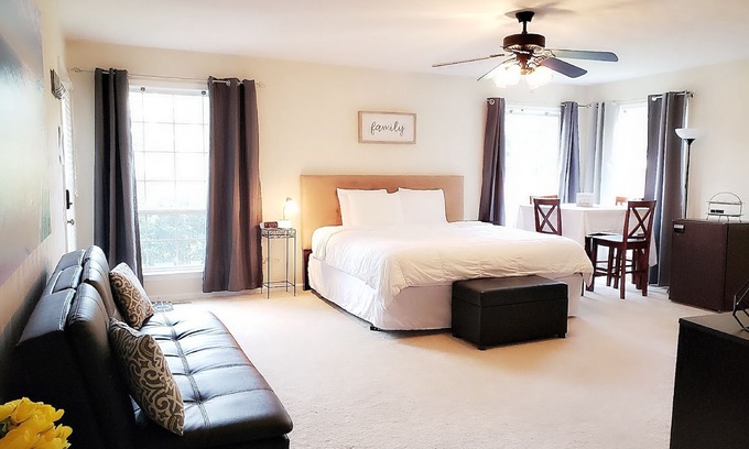 Deep Creek South Apartment | King Guest Suite - A TOGAR Vacation Rental