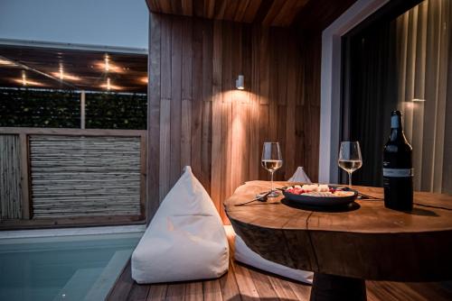 Afytos Apartment | King's & Queen's Afitos - Suites With Private Pool
