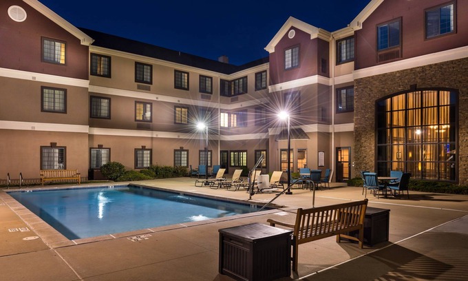 O'Fallon Condo | King Suite. Free Breakfast. Pool & Gym. Your Next Trip!