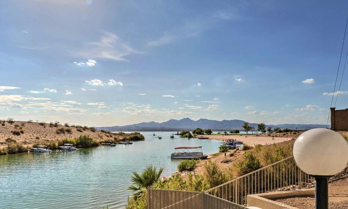 Lake Havasu City Apartment | King Suites - Condo w/Beach Access, Water View & Pool