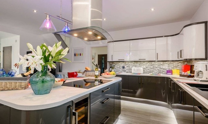 Horning House | Kingfisher Lodge