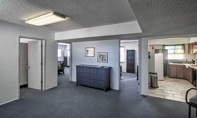 Kingman Apartment | Kingman Apartment < 2 Miles to Route 66 Sign!