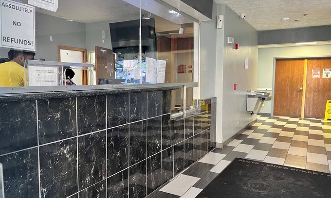 Calumet Park Hotel | Kings Inn By OYO Calumet Park I-57