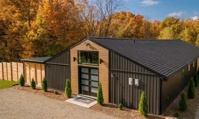 Kingsville House | Kings Woods Lodge - Nature Resort + Weddings & Event Space