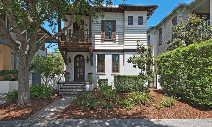 Rosemary Beach House | Kingston Cottage – Mediterranean-Inspired Retreat in Rosemary Beach