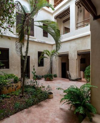Lamu Bed & Breakfast | Kivundoni House