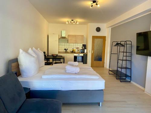 Dolbau Apartment | Klein und fein - Terrasse - Stellplatz - WIFI - Star Park
