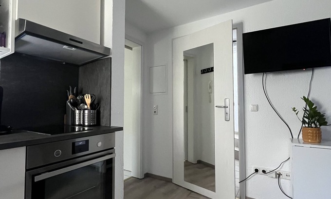 Seligenstadt Apartment | Kleine, Aber Feine, Ruhige Souterrainwohnung in Feldrandnähe