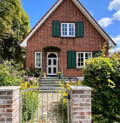 Eutin Apartment | Kleine Landhaus-Perle am Schlosspark