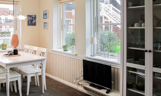 Borre Apartment | Klintholm Havn Apartment, Sleeps 4 with WiFi