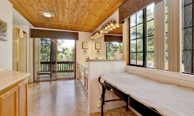 Big Bear Lake Cabin | Knickerbocker Retreat #2321