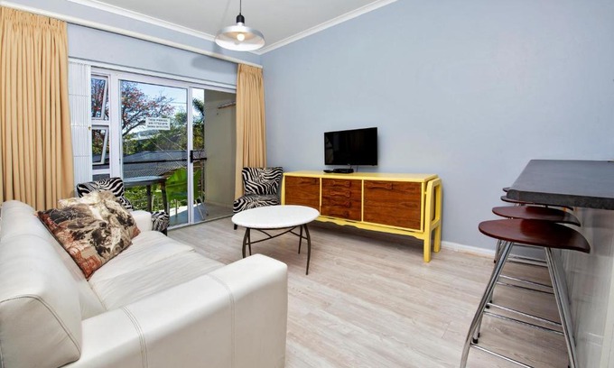Knysna Central Apartment | Knysna Pocket Breaks Unit 5