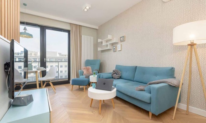 Mokotow Apartment | Konstruktorska 9 | Apartment for Couple | Parking