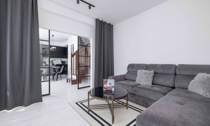 Wieliczka House | Krzyszkowicka 55A | Wieliczka | Spacious Apartment | AC | Parking