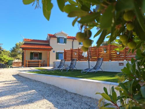 Vrbanj House | Kuća za odmor OLICA
