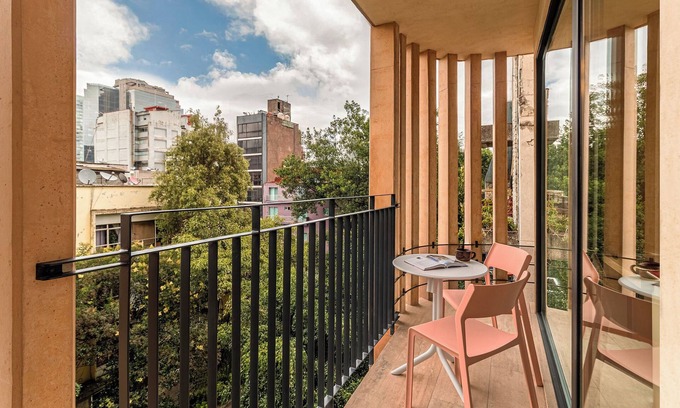 Zona Rosa Apartment | Kukun Edition Marsella Juarez